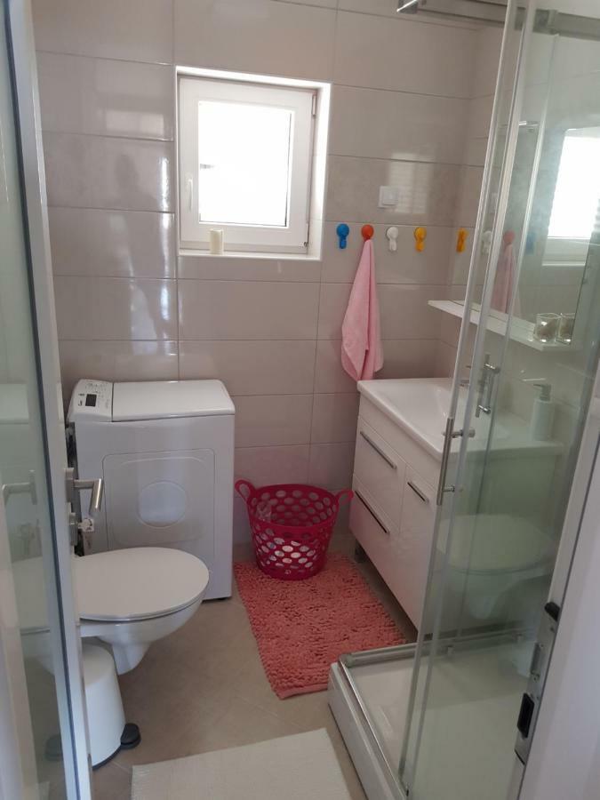 Steffano Apartman Karlobag Kültér fotó